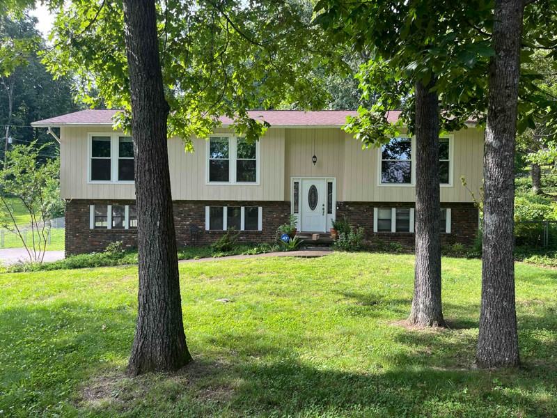 2725 Shropshire Blvd - Photo 2 of 14