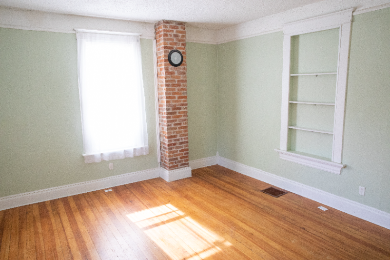 617 North St - Photo 3 of 16