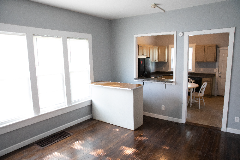 617 North St - Photo 4 of 16