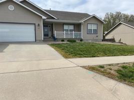 featured image of 417 Stone Grove Dr