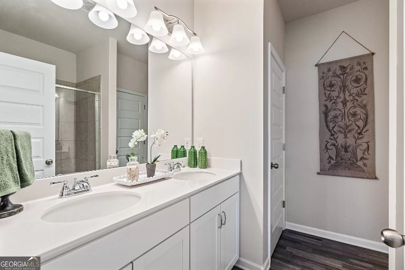 207 Dupont Dr #4 - Photo 2 of 19