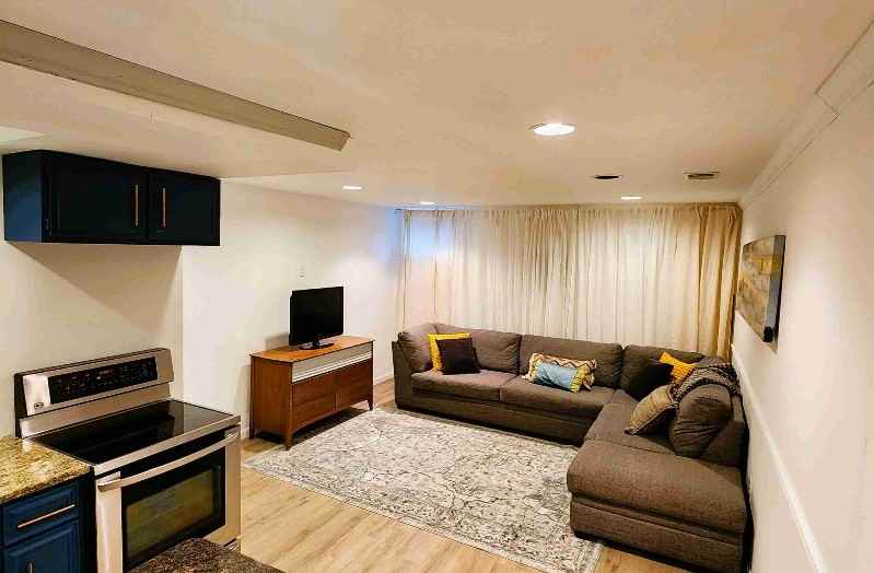 4910 Cranford Ter - Photo 6 of 14