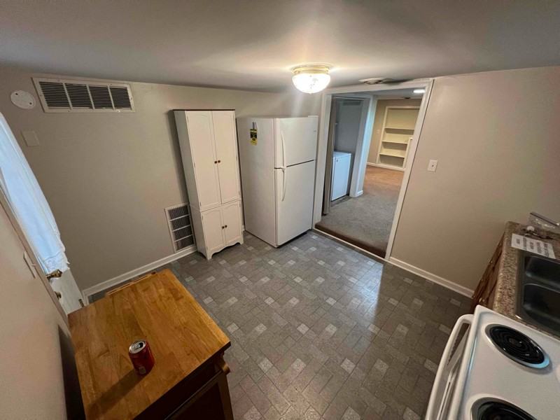 20545 Adkins Rd - Photo 2 of 24