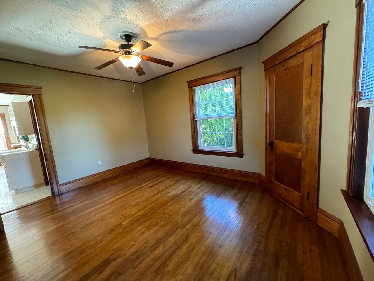 22 Wakefield St #2 - Photo 4 of 4