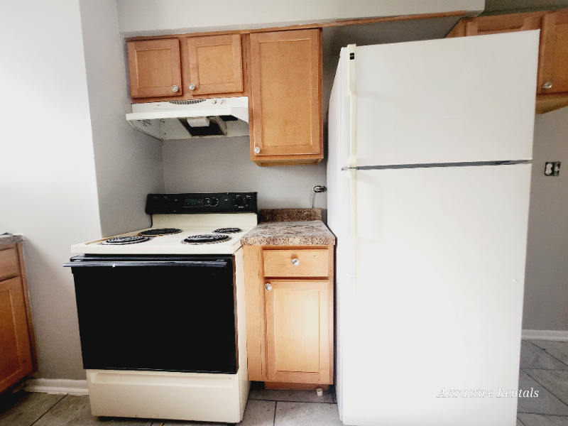 10720 S Ridgeland Ave - Photo 4 of 8