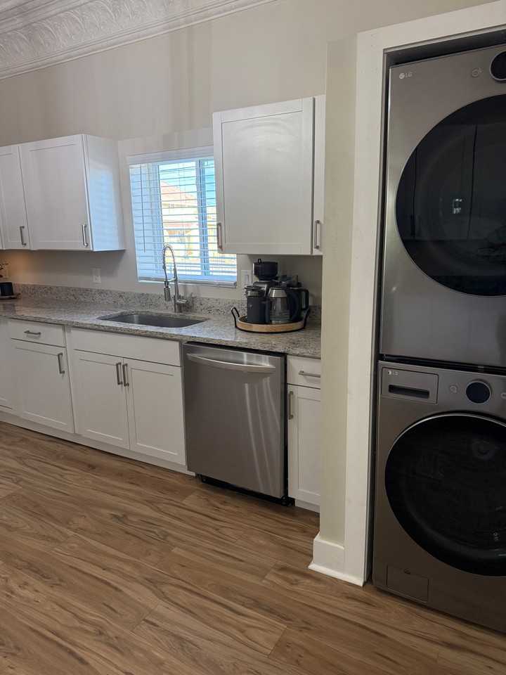 1123 Ohio Ave #A - Photo 3 of 5