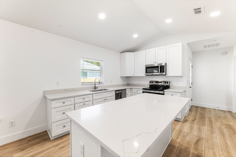 3510 Datura St - Photo 6 of 20