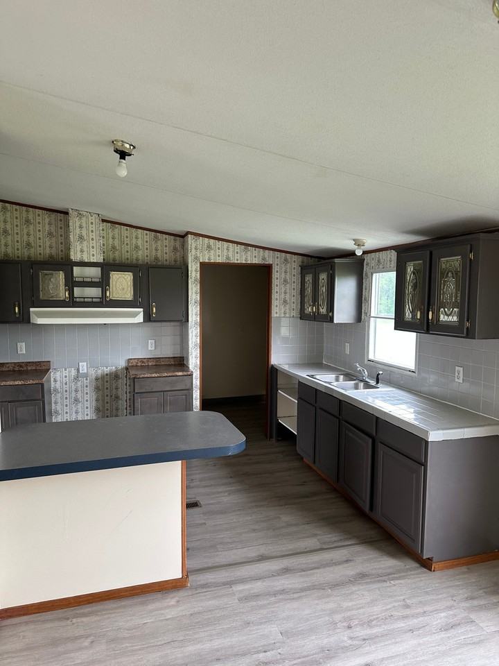 330 Lorena Meadows Dr - Photo 6 of 10