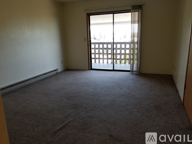 1330 Linda Ln #10 - Photo 3 of 12