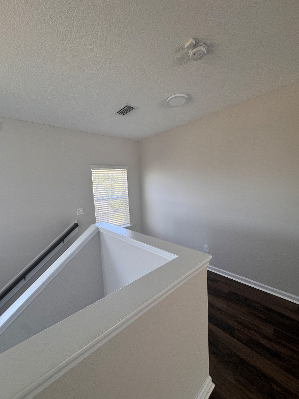 79 Carbide Ct - Photo 5 of 20