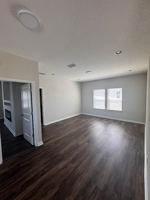 79 Carbide Ct - Photo 6 of 20