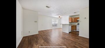 featured image of 103 E Wells St #V