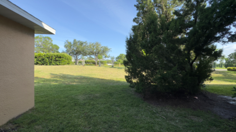 9011 Iron Oak Ave - Photo 7 of 28