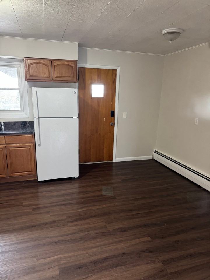 61 Vanderburgh Avenue #15 - Photo 5 of 13