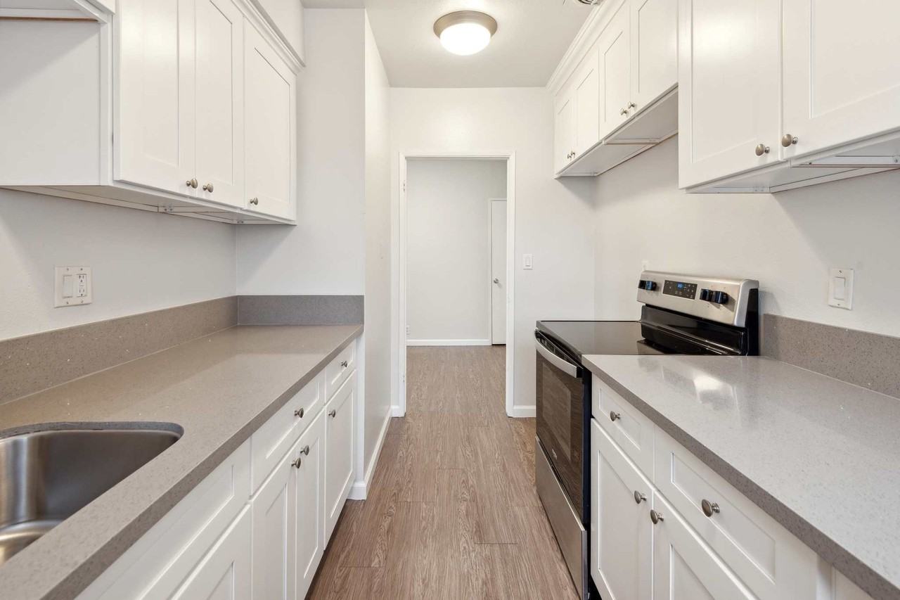 15739 Francisquito Ave #C8 - Photo 7 of 12