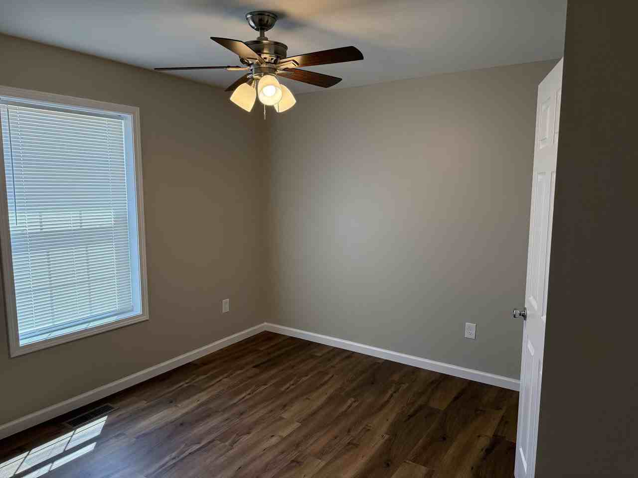 102 Wells Dr #A - Photo 5 of 8