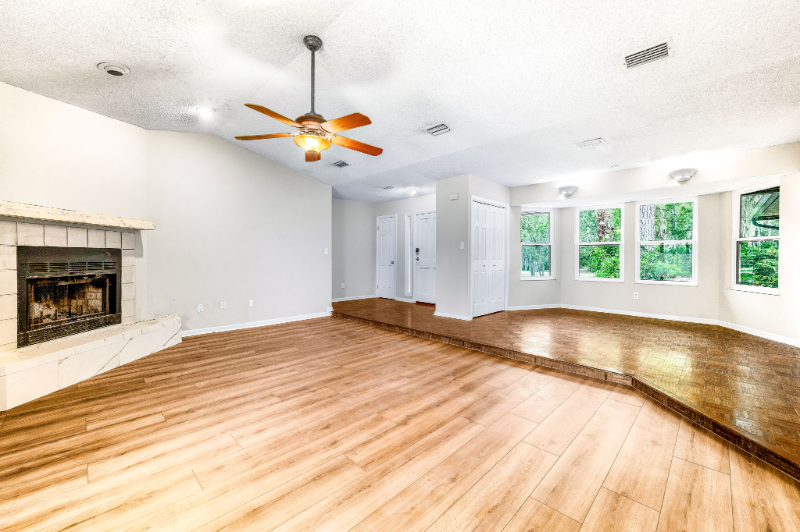 119 Palm Valley Woods Dr - Photo 3 of 20