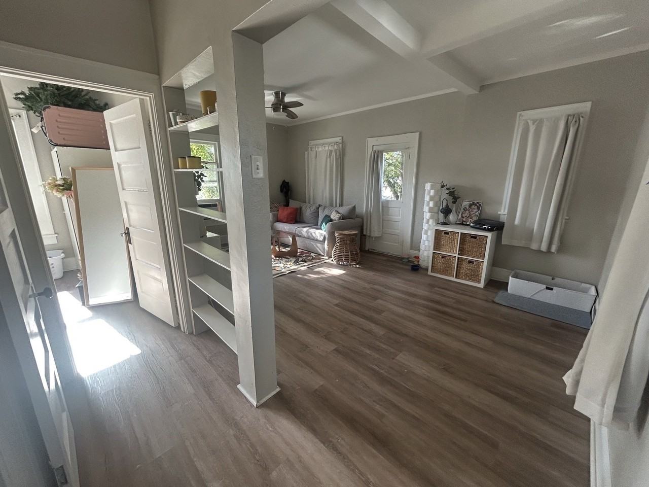 508 1/2 12th Ave N - Photo 2 of 6