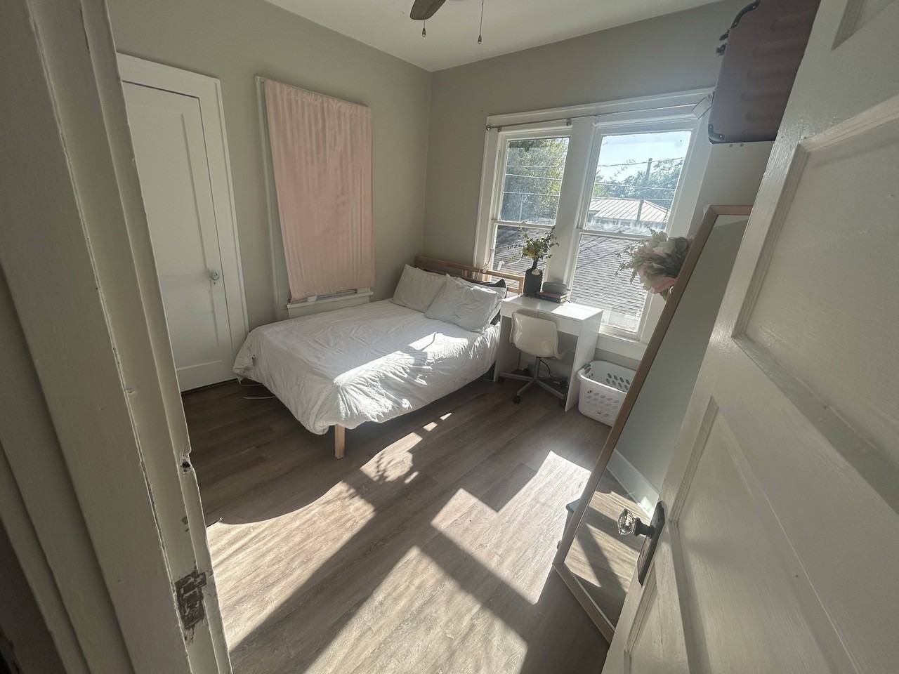 508 1/2 12th Ave N - Photo 5 of 6