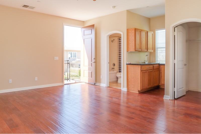 329 Kiawah River Dr #1