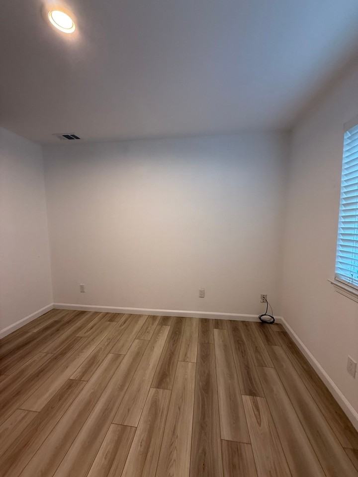 1 Canton Dr - Photo 3 of 11