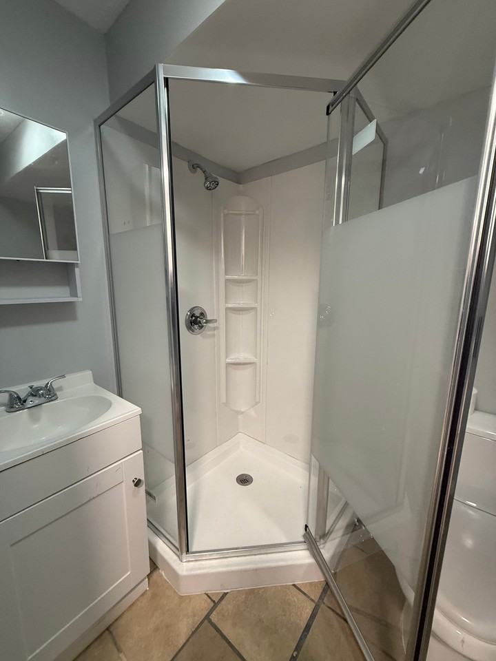 516 Pearl St #2 - Photo 3 of 7