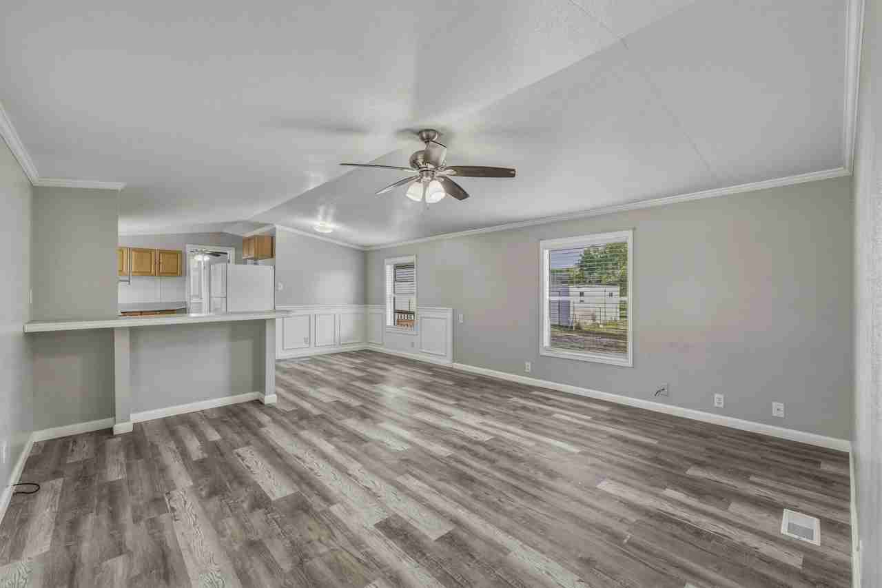 31 Cinnamon Ln - Photo 3 of 20