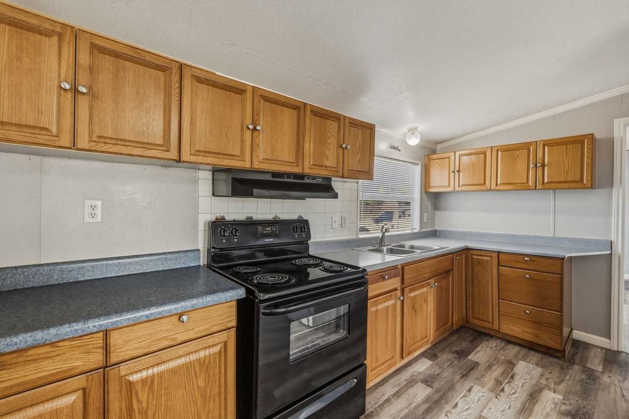 31 Cinnamon Ln - Photo 7 of 20