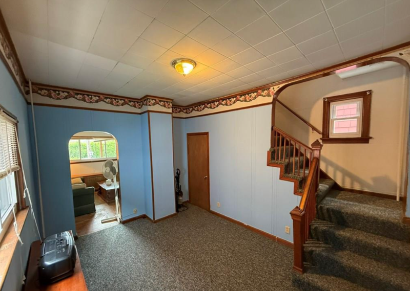 213 Stone St - Photo 5 of 16