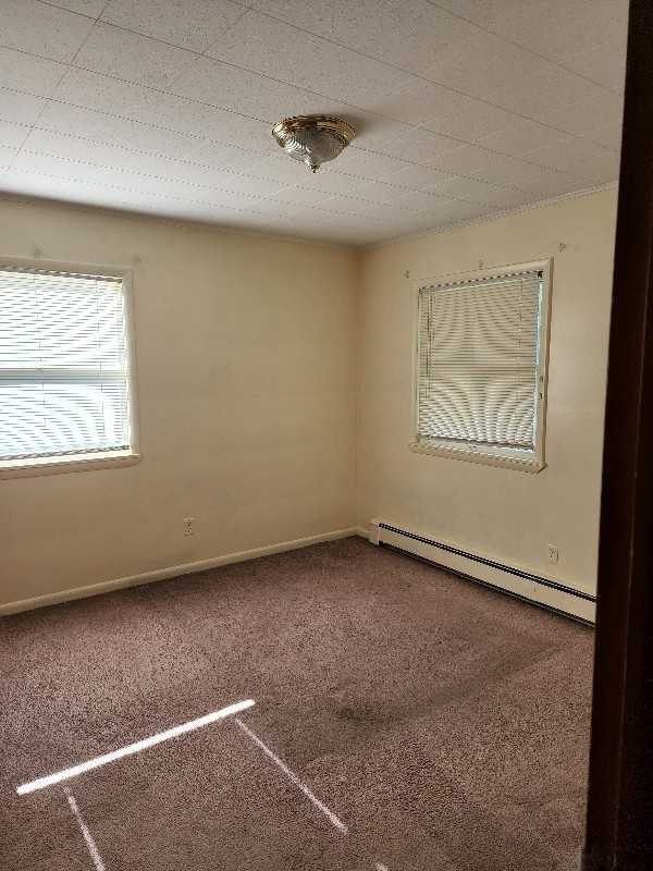 220 W Frank St - Photo 2 of 10