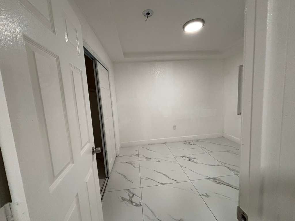 431 N East Ave #433 - Photo 6 of 6