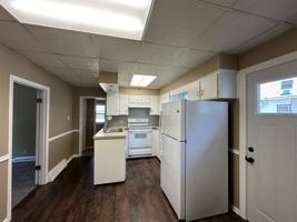 featured image of 806 15th Ave S #LOWER