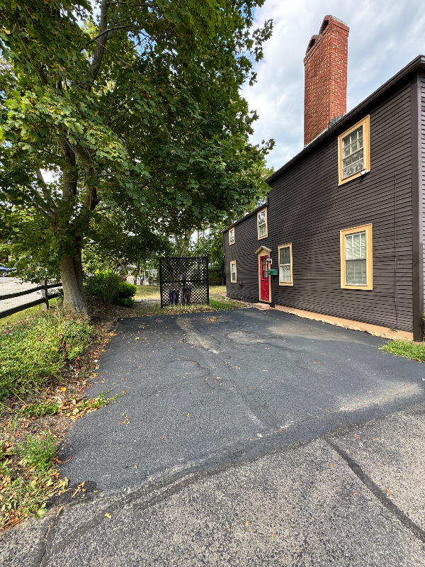 315 Maplewood Ave #B - Photo 2 of 19