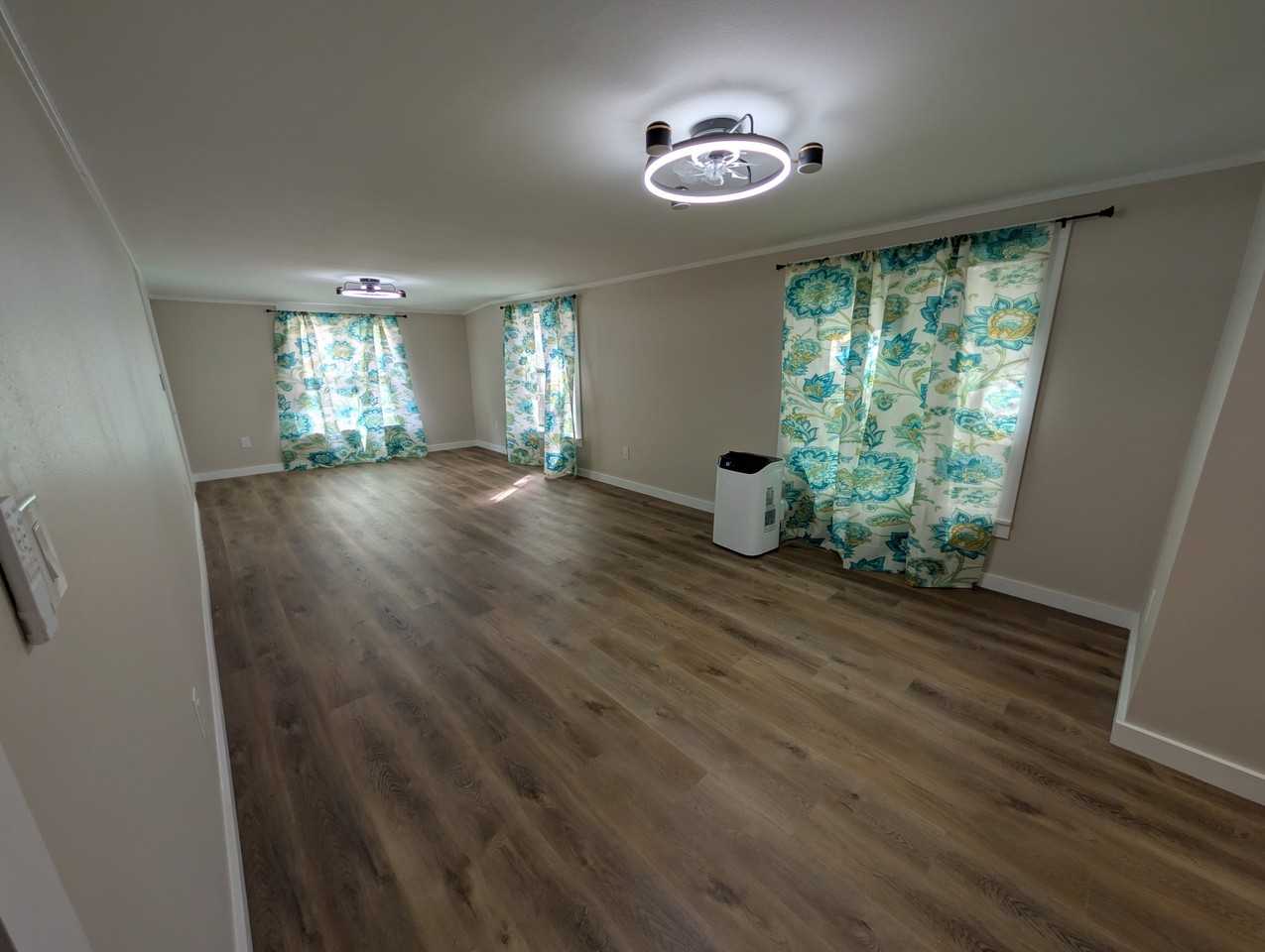 41 E Sloss Ave - Photo 2 of 19
