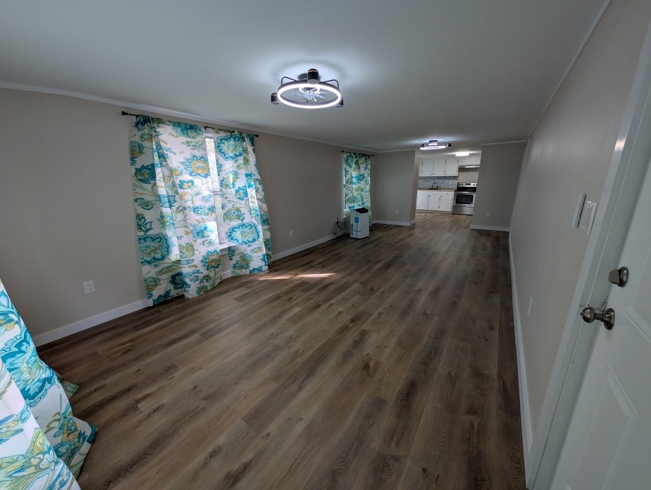 41 E Sloss Ave - Photo 3 of 19