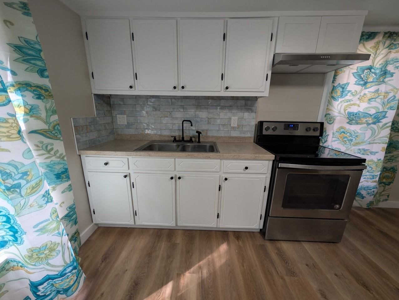 41 E Sloss Ave - Photo 5 of 19
