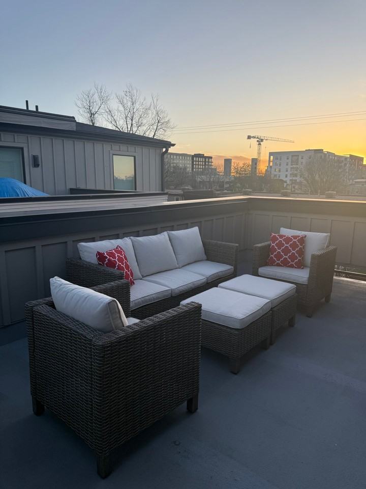 1416 Knox Ct - Photo 2 of 18