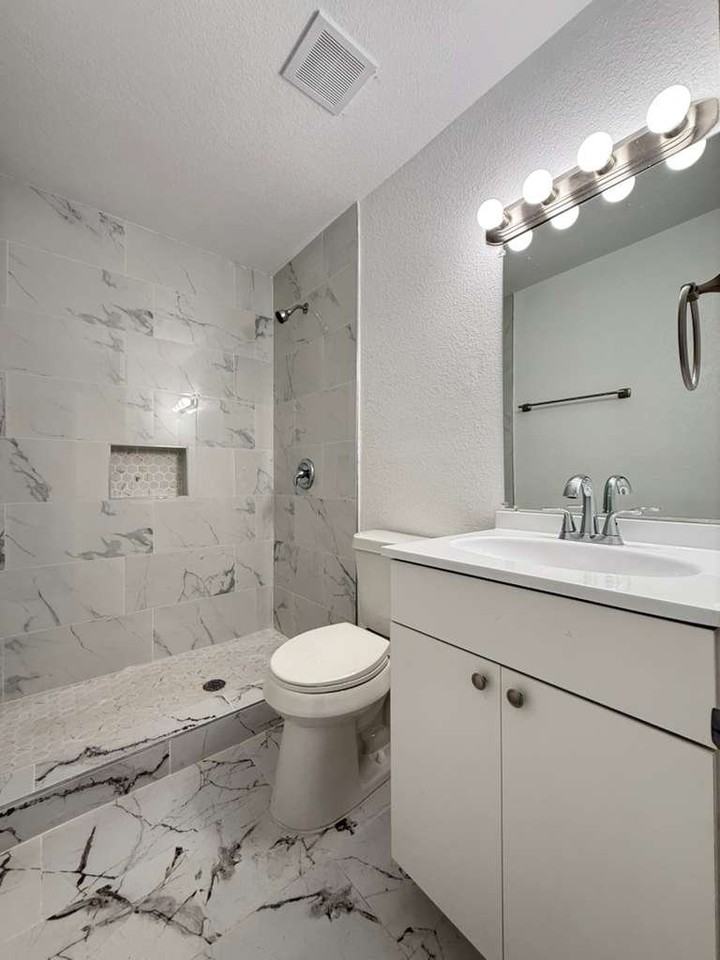 143 Huxley Dr - Photo 7 of 12