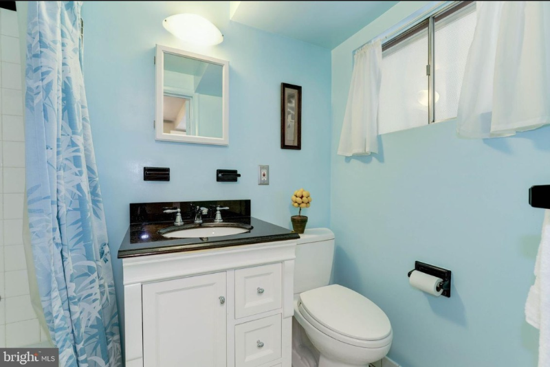 6222 Rockhurst Rd - Photo 4 of 7