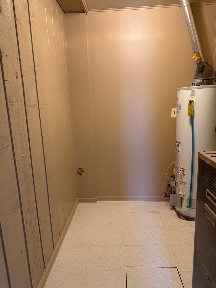 713 S Billings Blvd - Photo 7 of 18