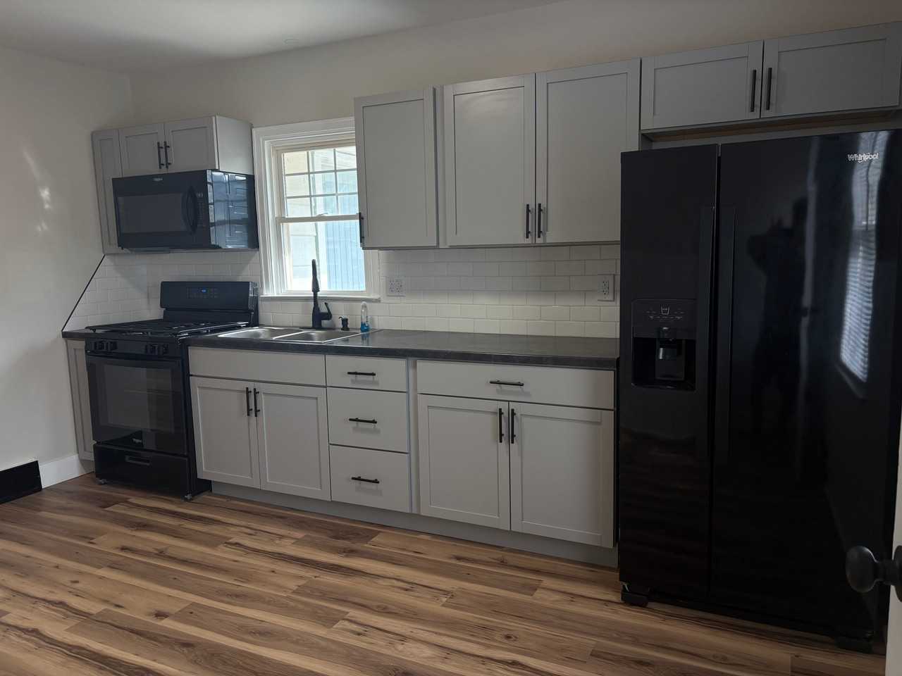 26 Walnut Ct - Photo 3 of 15