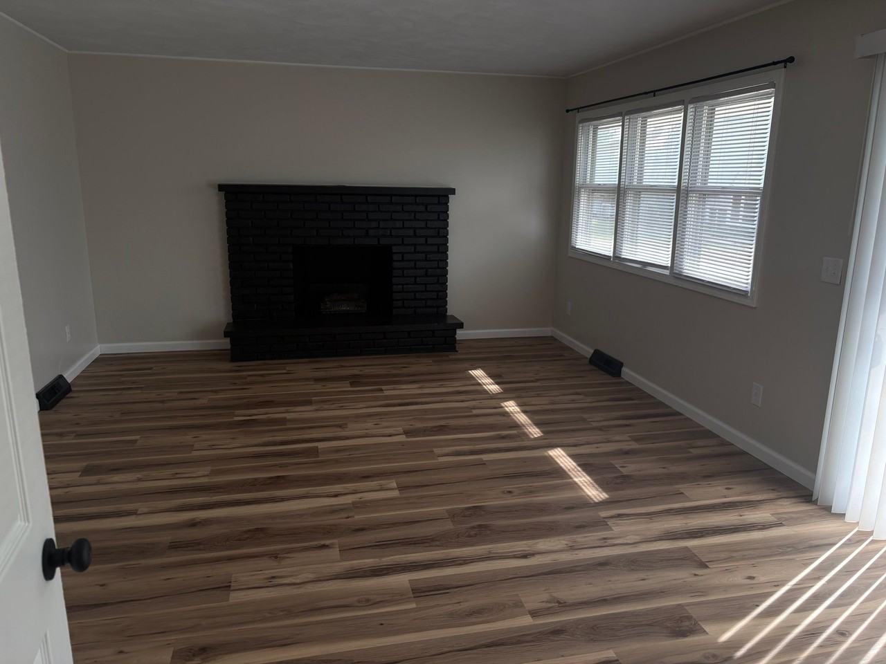 26 Walnut Ct - Photo 6 of 15