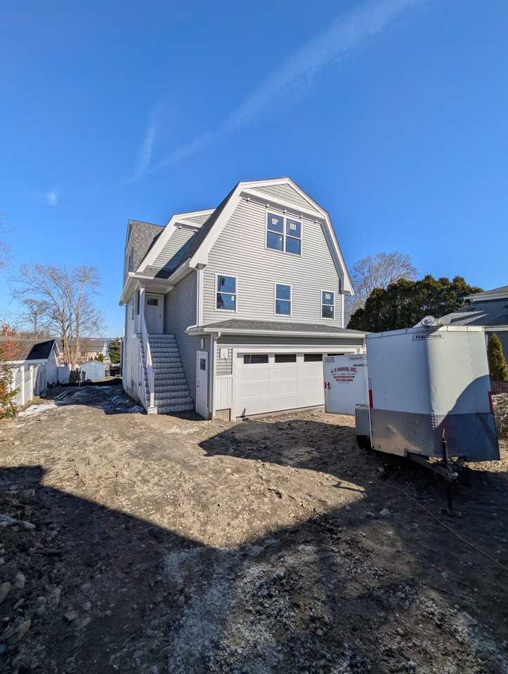 132 Narrows Rd #1