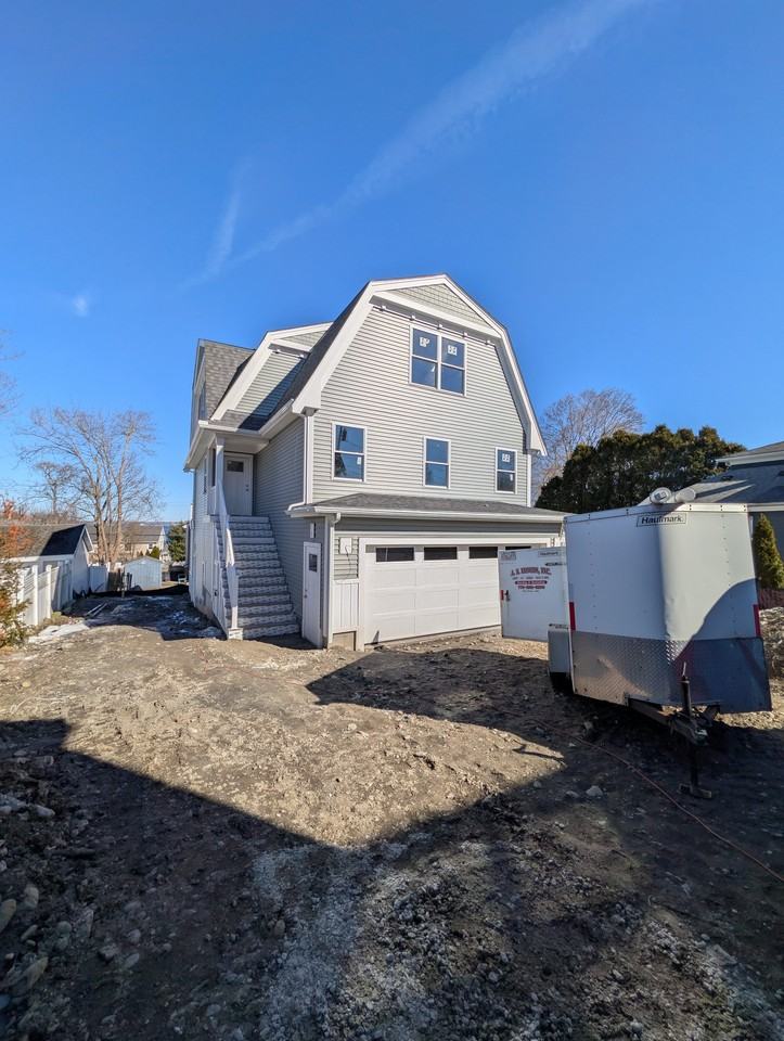132 Narrows Rd #1