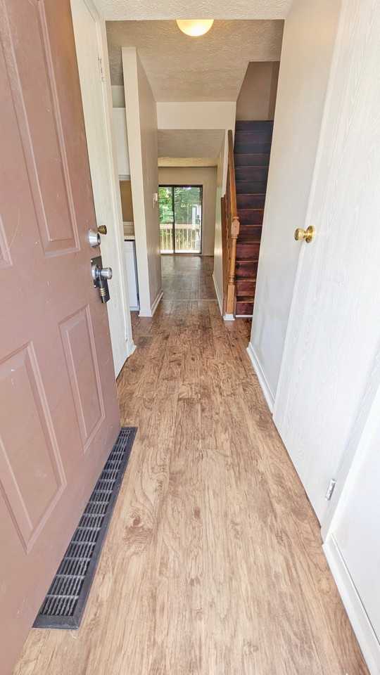 503 E Graham Pl - Photo 2 of 17