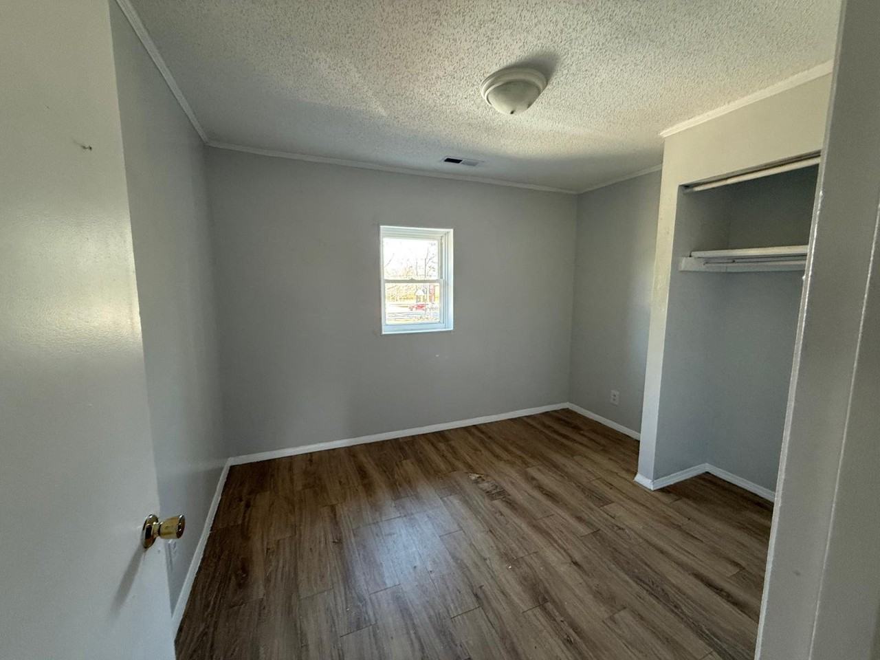 1703 Singleton St #C - Photo 6 of 6