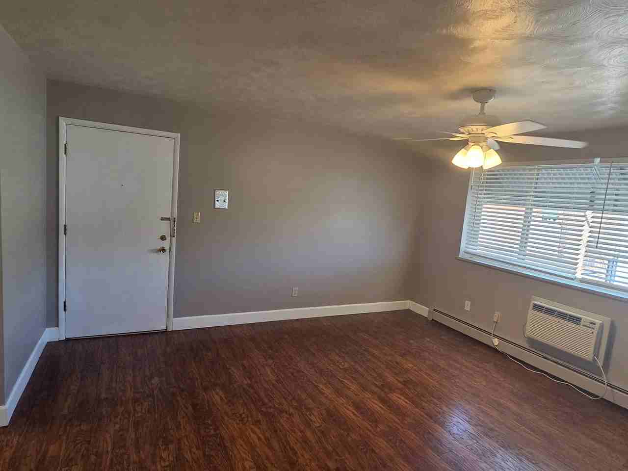 918 S Pennsylvania St #208 - Photo 2 of 4