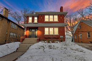 featured image of 814 W Keith Ave #1