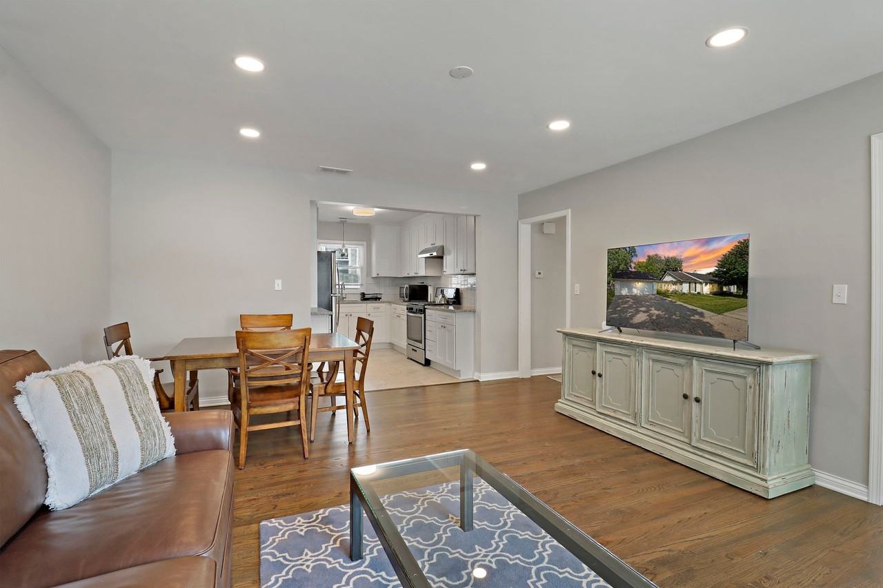500 W Pacific Ave - Photo 4 of 20