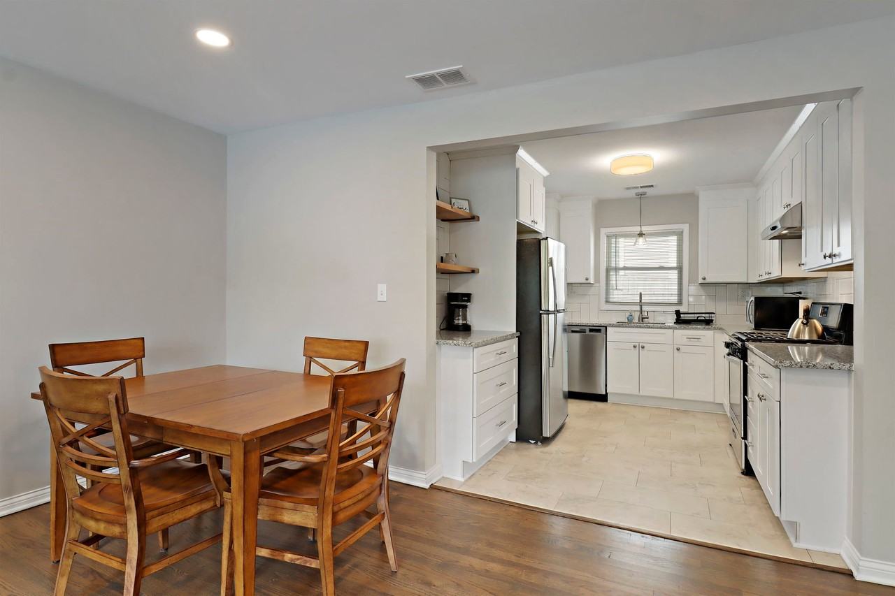 500 W Pacific Ave - Photo 5 of 20